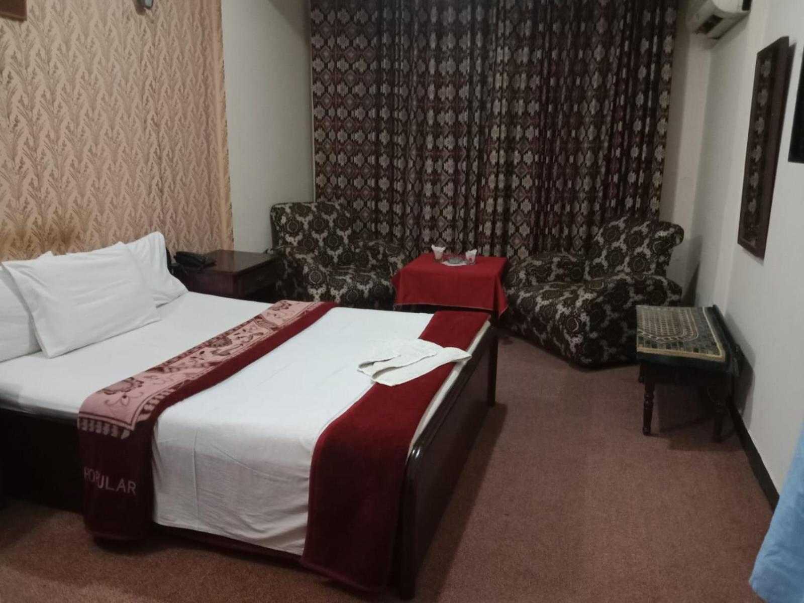 Hotel Al Badar Rawalpindi Exterior photo