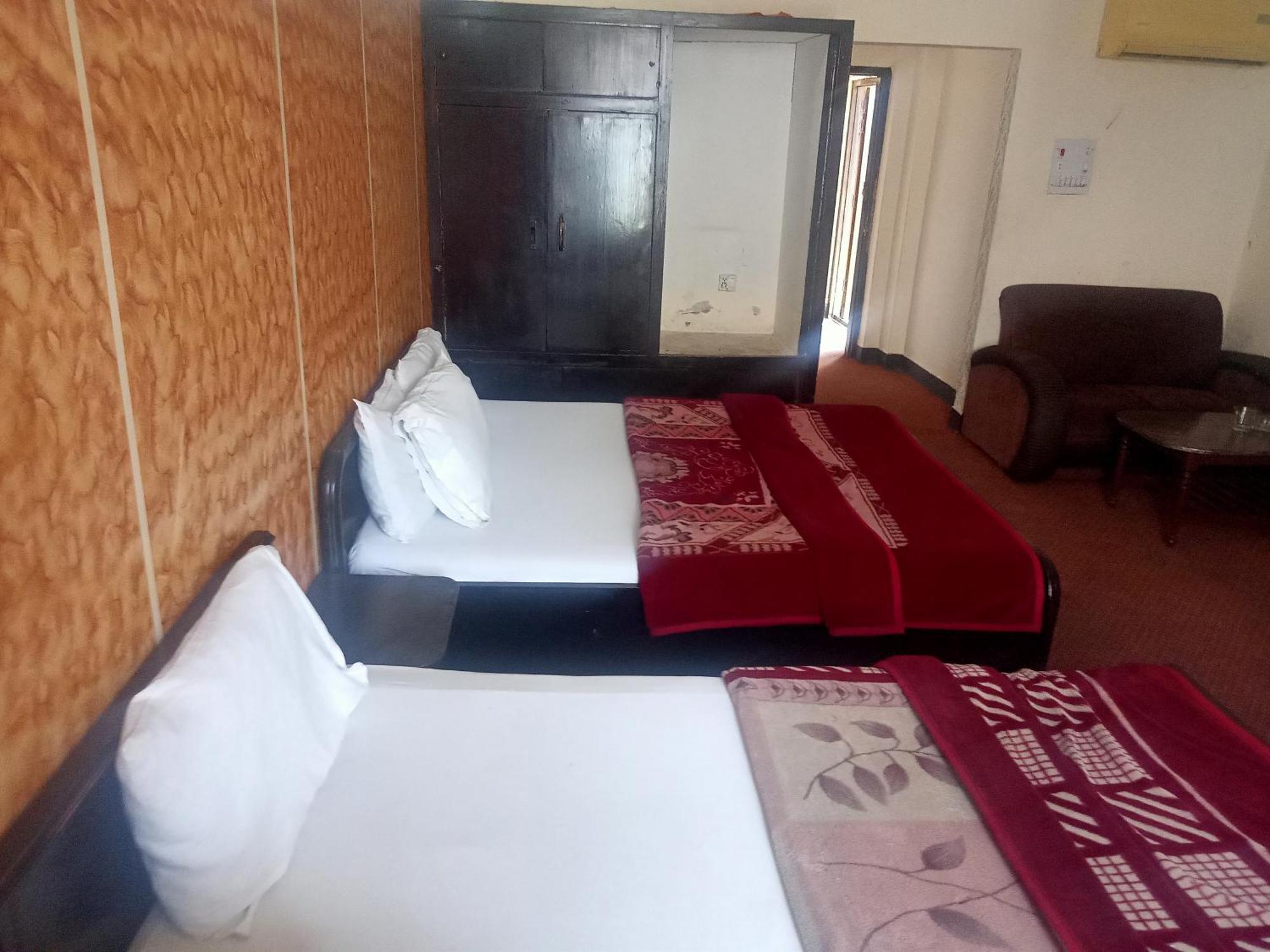 Hotel Al Badar Rawalpindi Exterior photo